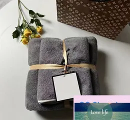 Fashion Face Bath Towel Set 2 Pieces Sets Coral Velvet Towels Unisex Absorbent Baby Men Womens Wash Cloths Towel