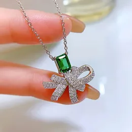 Chains 2023 1ct Emerald High Carbon Diamond Necklace 925 Silver Inlaid 5 7 Green Light Pendant 40