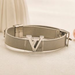 9xn0 Bangle Designer Bracelets Womens Brand Letter Bracelet Crystal Pearl Faux Leather Gold Plated Silver Stainless Steel Jewellery Wristband Cuff Wedd