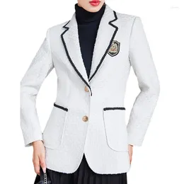 Women's Suits Suit Blazer 2023 Autumn/Winter White Contrast Emblem Long Sleeve Collar Coat Professional Casual Jacket