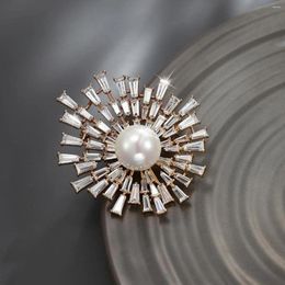 Brooches Full Zircon Pearl Brooch Pin Boutonniere Sun Flower High-end Exquisite Dress Accessories