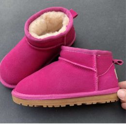 2024 New Boots Kids Boots Australia Snow Boot Designer Children Shoes Winter Classic Ultra Mini Boot Botton Baby Boys Girls Ankle Booties Kid Fur Suede11