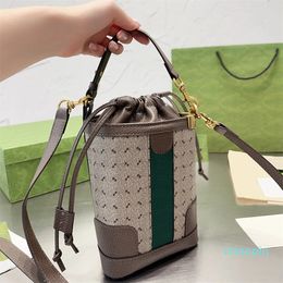 2023-Bucket Bags Leather Designer Luxurys Handbags Designers Mini Crossbody Bags Womens Shoulder Ladies Fashion Classic Purses