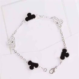 V gold material Luxurious quality five bracelet with diamond and black agate no change and no fade for women wedding jewelry gift 195m