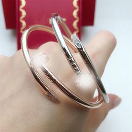 Nail Bracelet Women Lovers Cuff Stainless Steel Luxury Designer Couple Open Nails Bangle Charm Fashion Jewellery Gifts for Woman154Q