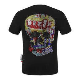 PLEIN BEAR T SHIRT Mens Designer Tshirts Brand Clothing Rhinestone PP Skulls Men T-SHIRT ROUND NECK SS SKULL Hip Hop Tshirt Top Tees 16685