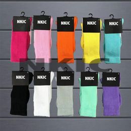 10 color Fashion Brand Men's Cotton Socks New Style White Leisure Men Women Socks Soft Breathable Summer Winter for Male Sock222L