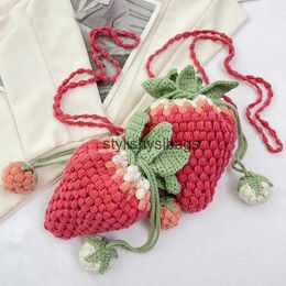 Cross Body 2023 Handmade Strawberry Knitted Crossbody Bag DIY Personalised Wool Bag Cartoon Cute Slingstylishyslbags