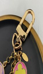 Fashion Luxury Designer Keychain Classic Brands Key Buckle Flower Letter Pattern Genuine Leather Golden Keychains Mens Womens Bag 8859251