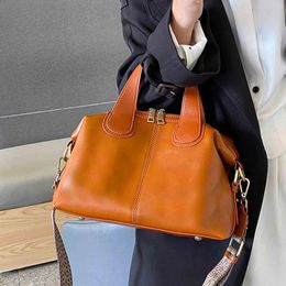 Leather Woman Luxury Retro Shoulder Handbag Vintage Lady Messenger Casual Tote Crossbody Purses Black