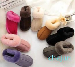 slippers Classic Womens Boots Short Warm fur slippCotton slippers Men And Women's Snow Boot Cotton slides shoes