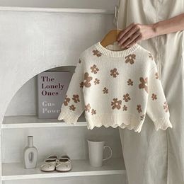 Pullover 7677 Babykläder stickad tröja Autumn Flower Jacquard Girl's Pullover tröja 0-3 års barntröja toppar 231017