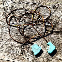 Pendant Necklaces Bohemian Leather Y Necklace With Irregular Turquoise Vegan Suede Festival Jewellery Wrap Cord Choker Natural Stone Lariat