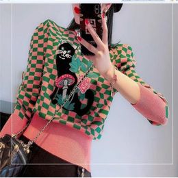 New design women's o-neck long sleeve Colour block cat flower embroidery plaid pattern cute knitted sweater tops plus size SML2032