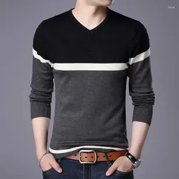 Men's Sweaters Men V-Neck Pullover Sweater Winter Long Sleeve For Korean Plaid Slim Casual T-shirt Youth Tide Mens Clothing