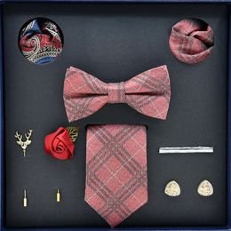 Bow Ties krawat Bowtie ustawił formalne biznesowe biznesowe męskie walentynki Prezenty ojca Trendy 8-częściowy zestaw upominkowy zestaw 231013