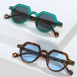 Sunglasses YOOSKE Eyebrow Frame Women INS Fashion Rivets Design Sun Glasses Retro Green Tortoiseshell Colour Punk Sunglass UV400