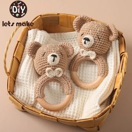Mobiles 1PC Crochet Animal Bear Rattle Toy Soother Bracelet Wooden Teether Ring Baby Product Mobile Pram Crib Toys born Gifts 231017