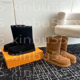 Designer de luxo Botas de neve femininas elegantes e quentes com couro de pele