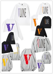 Vlone Marke Unisex Hoodies Herren Frauen Baumwolle Langsame Big V Letter vor und hintere Druckstraße Mode Herbst Luxusqualität Tops Sweatshirts Sweatshirts