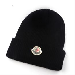 Stingy Brim Hats Mens Beanies Winter Hat Designer Goose Hats Beanie For Women Cap Bonne Skull Caps Sticke Padded Warm Cold Fashion Cappello