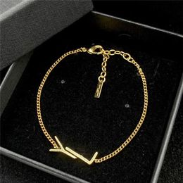 Luxury Designer Jewelry Pendant Necklaces Wedding Party Bracelets Jewellery Chain Brand Simple Letter Women Ornaments Gold Necklac265I