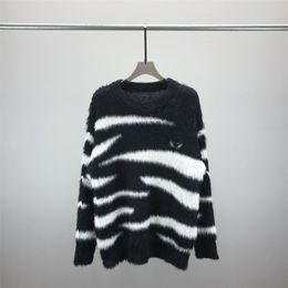 Sweater Tasarımcı Erkekler Kadın Hoodie Sıcak Sweaters Moda Pullover Sweatshirt Uzun Kollu Çift Üst Giyim K2