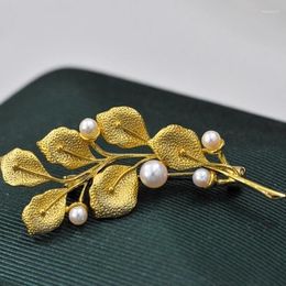 Brooches MeibaPJ 3-5mm Natural Round Pearl Fashion Leaf Corsage Brooch Sweater Jewellery For Women