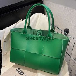 Shoulder Bags Shopping Bags Weave Large Capacity Women's Tote Bags PU Leater Soulder Bags Women Fasion Lady Top-andle Bag Luxury andbagsblieberryeyes