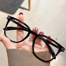 Sunglasses Oulylan Sexy Square Cat Eye Anti Blue Light Optical Glasses Frames Men Women Designer Fashion Computer Eyeglasses