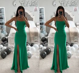 Elegant Green Mermaid Evening Dresses for Women Spaghetti Straps Pleats Satin High Side Split Formal Occasions Wear Birthday Celebrity Pageant Party Prom Gowns