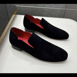 Дизайнерские повседневные туфли на платформе с красной подошвой, роскошные кроссовки на красной подошве, обувь Разное Hot Diamond Костюмная обувь Бобовые туфли Кожаная обувь