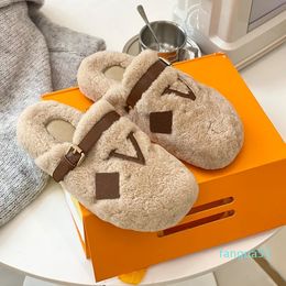 2023-Designer Women Casual Shoes Winter Fur Flat Shoes Woolen Slippers with Letters Lady Trainers Sports Sneakers