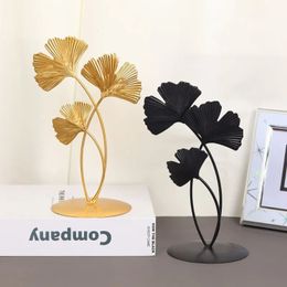 Decorative Objects Figurines 1pc Gold Ginkgo Leaf Iron Crafts Decoration Modern Creative Living Room TV Cabinet Wine Xuan Guan Home 231017