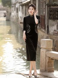 Ethnic Clothing Black Embroidery Velour Flare Sleeve Qipao Elegant Women Cheongsam Traditional Retro Chinese Dress Hanfu Vestido