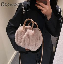 Evening Bags Winter Plush Fur Bag Fashion Soft Faux Fur Fluffy Bag Cloud Weave Handle Designer Handbag Purse Casual Women's Shoulder Bag 231018