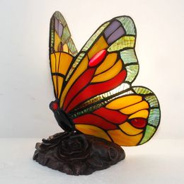 Decorative Objects Figurines Stained Glass Tiffany Style Butterfly Lamps Bedroom Bedside LED Light for Table Night Fixtures With USEU Plug In E 27 231017