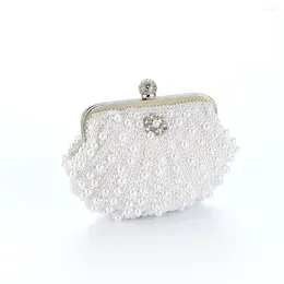 Evening Bags Fashion White Pearl Clutches Bridal Wedding Simple Silver Colour Chain Shoulder For Women Banquet Party Purses