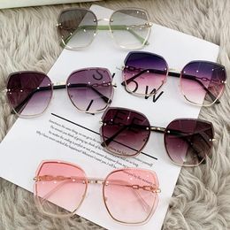 Sunglasses Luxury Irregular Oversized Women Vintage Fashion Gradient Sun Glasses Female Retro Square Rimless