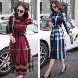 Woman plaid skirt Work Dresses Autumn women's temperament elegant large pendulum plaid long-sleeved dress was thin in the lon253U