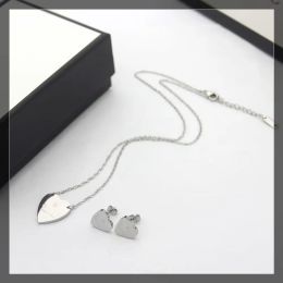 Europe America Fashion Jewellery Sets Lady Women Titanium Steel Engraved G Initials Heart Pendant Necklace Bracelet Ring Sets Gifts Ornament