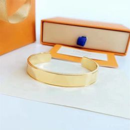 Designer Hollow Cuff for Women Lover as Valentine's Day Gift Gold Silver Rose-gold X12VVV Costume Jewellery Bracelets With Box255D