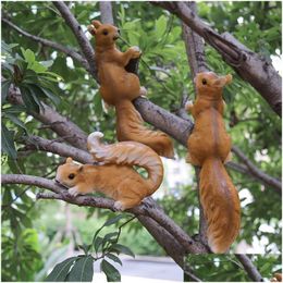 Garden Decorations Creative Branch Courtyard Decoration Tree Decorative Ornaments Squirrel Animal Simation Statue Scpture Outdoor Dr Dhuzv