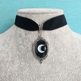 Pendant Necklaces 2023 Vintage Gothic Short Black Moon Velvet Personalised Design For Women Earrings Jewellery Gifts