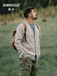 Men's Jackets 2023 Autumn Winter Oversize Vintage Cardigan Men Warm Wool Blend SingleBreasted VNeck Knitted Sweater 231017