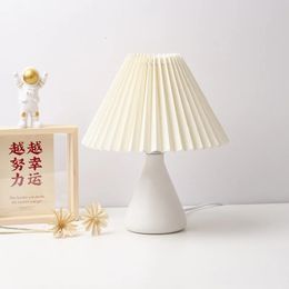Decorative Objects Figurines INS Wind LED Table Lamp Milkshake Bedroom Bedside Creative Dormitory Reading Light Girl Makeup Small Night 231017