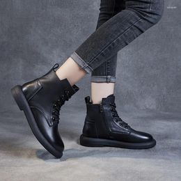 Boots Short Women's 2023 Autumn/Winter Genuine Leather Horse Fashion Retro Flat Bottom Lace Up