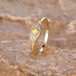 Wedding Rings White Fire Opal Round Stone Ring Punk Eyes Shaped Antique For Women Trendy Gold Color Engagement Jewelry Accessory