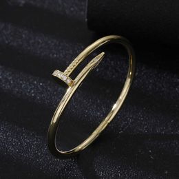 Prego pulseira designer moda charme jóias alta versão pulseira simples e luxo galvanizado diamante pulseira feminino ornamento presente de natal jóias