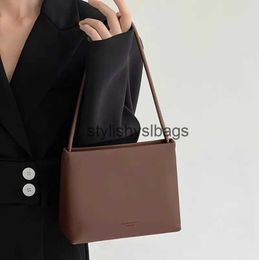 Shoulder Bags Underarm bag high-end and design one shoulder crossbody bag simple square handbag fashionable women's bagstylishyslbags